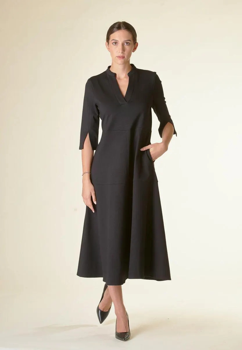 Vestito nero v midi svasato con cintura