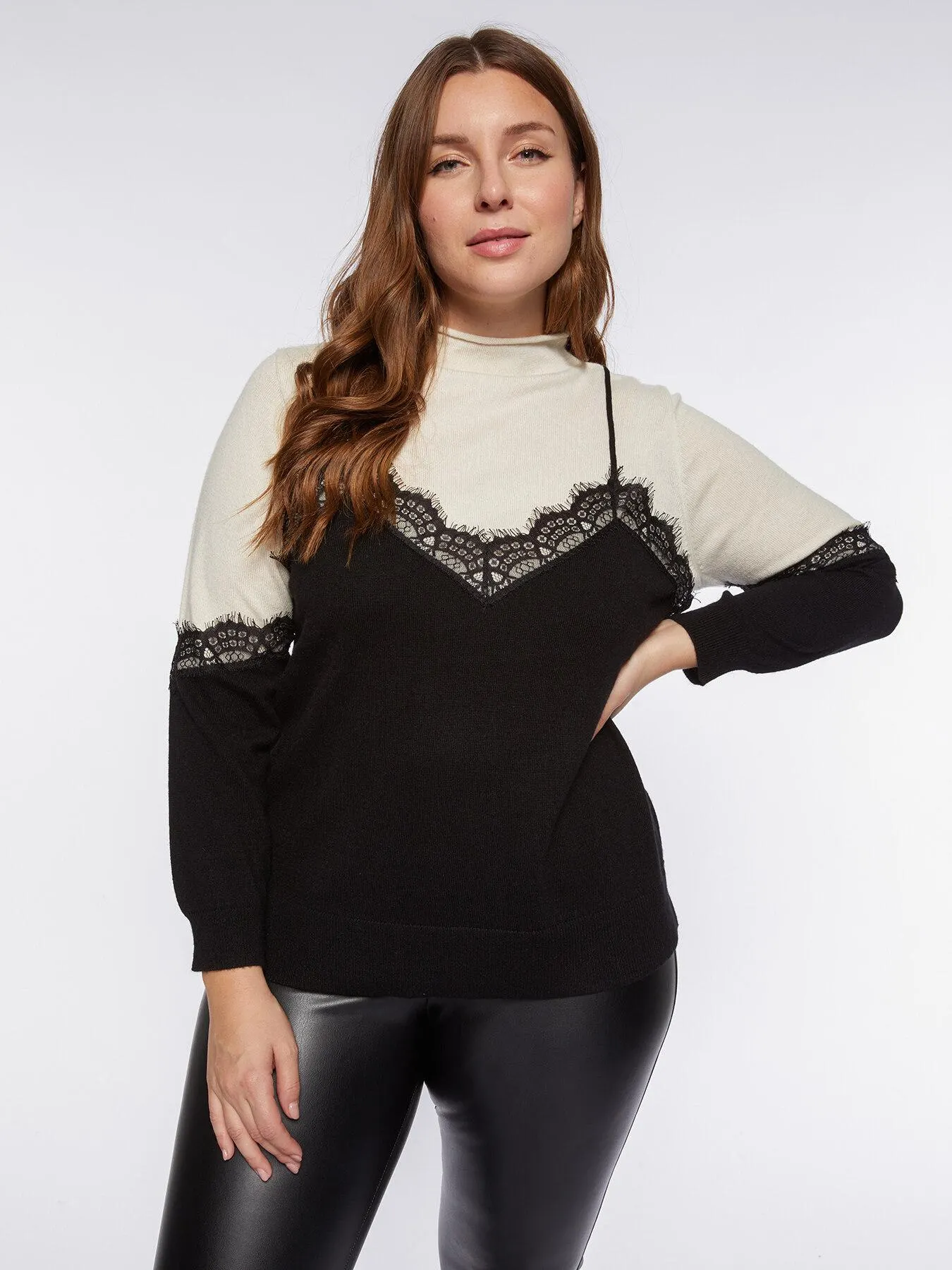 Maglia con effetto sovrapposizione