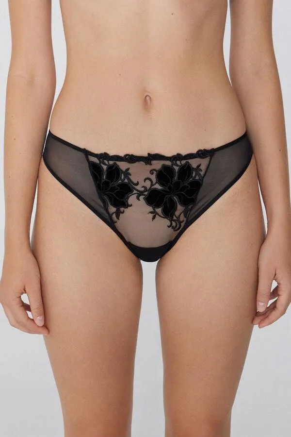 Brasiliano Velvet Embroidery