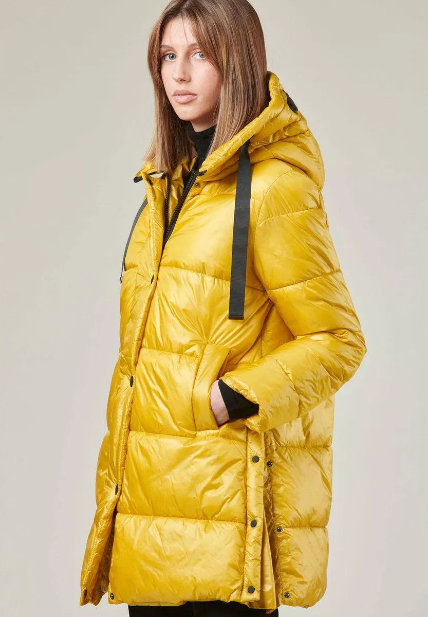 Piumino giallo medio cappuccio e coulisse