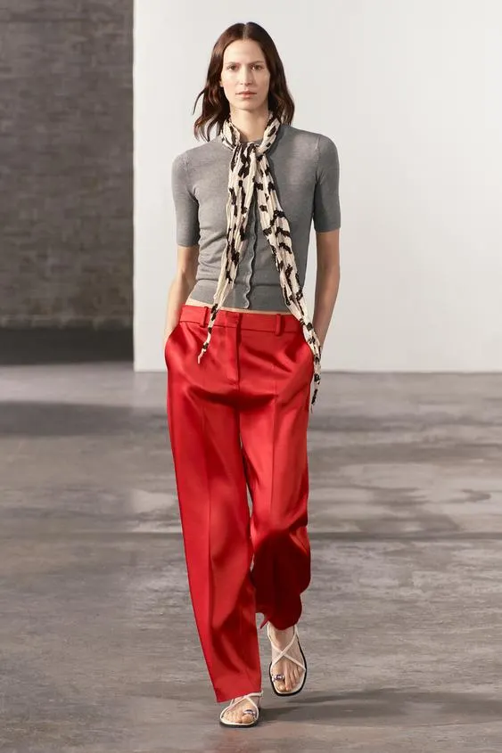 CARDIGAN IN MAGLIA A MANICHE CORTE