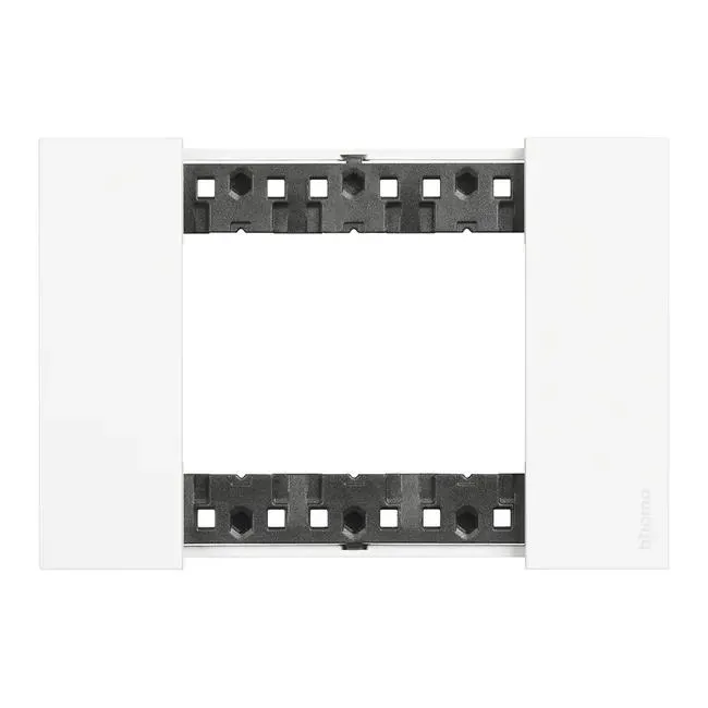 Placca 3 moduli serie Living Now BTICINO bianco