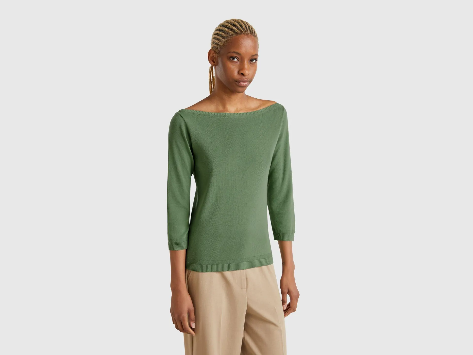 Maglia 100% cotone con scollo a barchetta