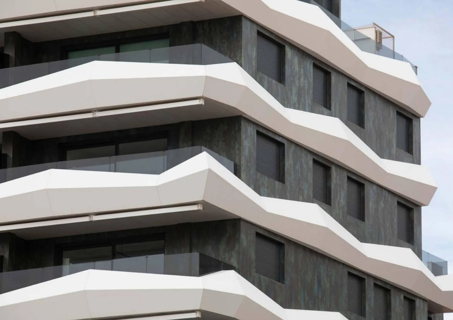 Volantino Porcelanosa da 9 aprile a 28 dicembre di 2024 - Pagina del volantino 80