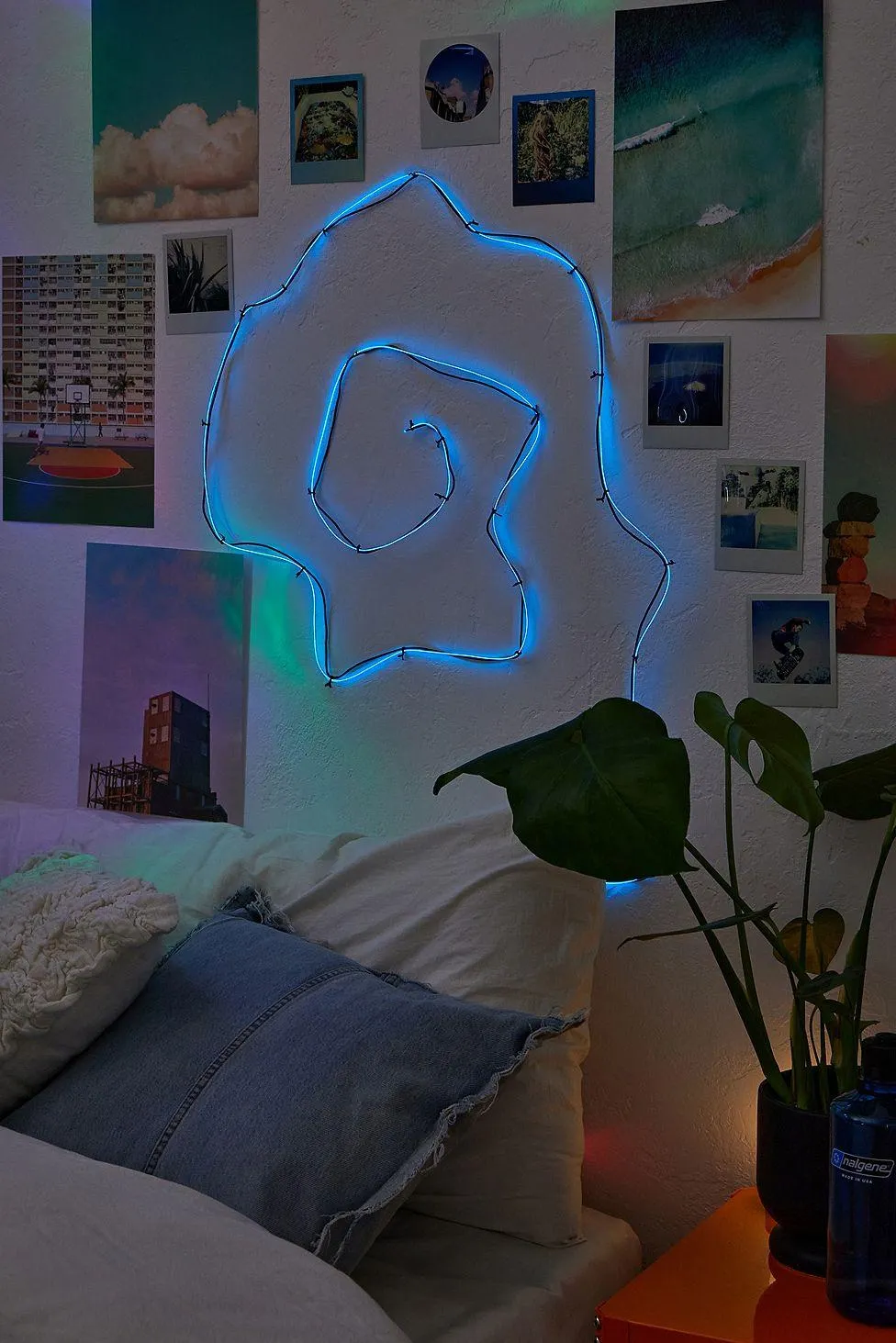 Crea la Tua Luce al Neon Blu
