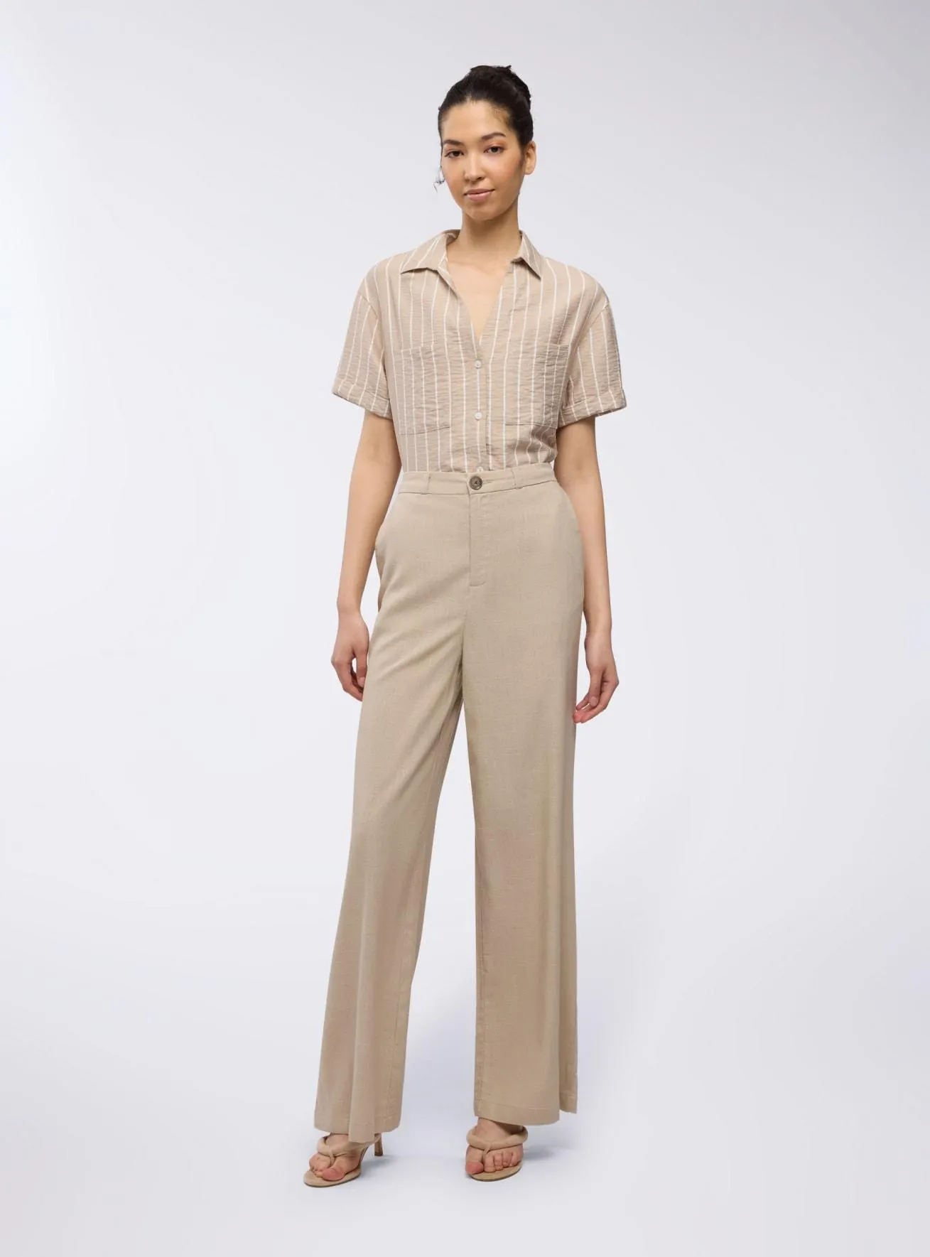 Pantaloni dad fits misto lino Sabbia