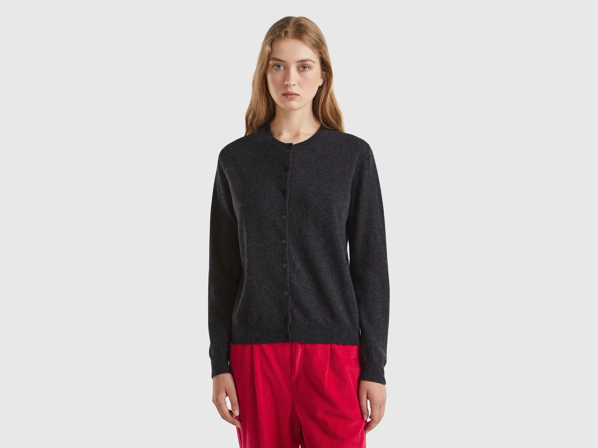 Cardigan girocollo grigio scuro in pura lana Merino
