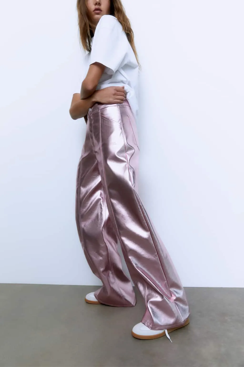 PANTALONI SUPER WIDE LEG IN SIMILPELLE METALLIZZATA
