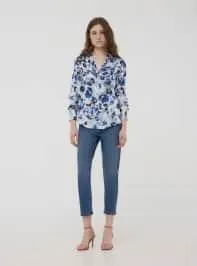 Camicia ampia floreale effetto raso Var blu scuro