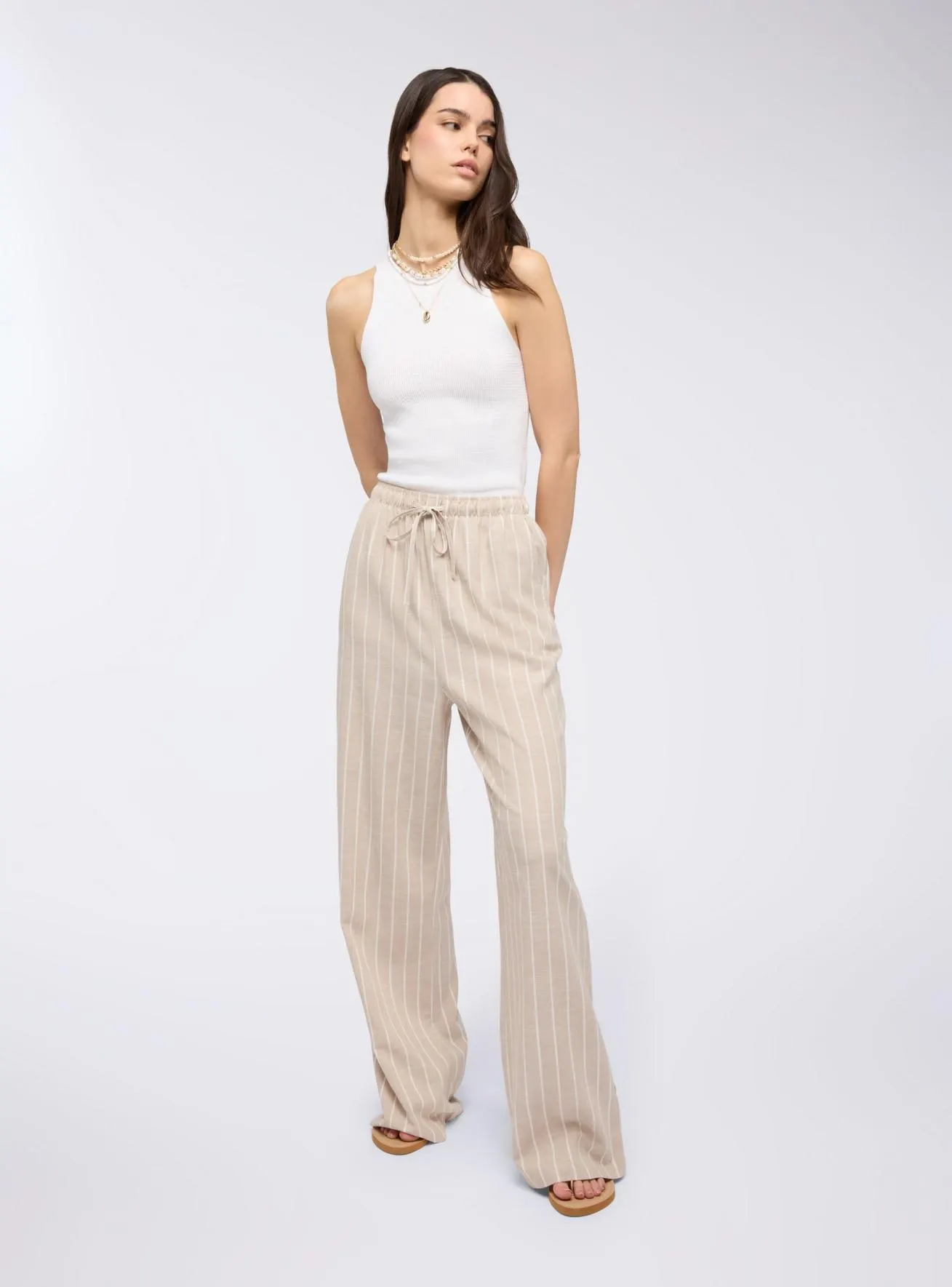 Pantaloni wide leg a righe in misto lino Var sabbia
