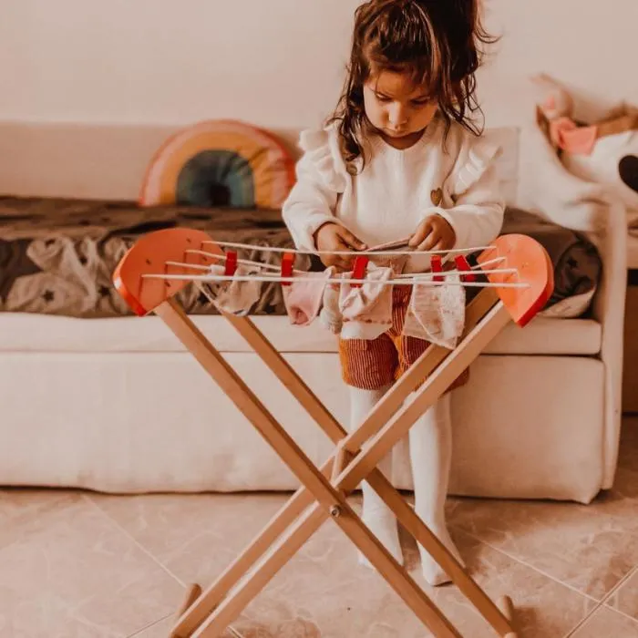 Stendibiancheria in legno