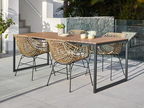 Tavolo DAGSVAD L190 cm + 4 Sedie ILDERHUSE naturale