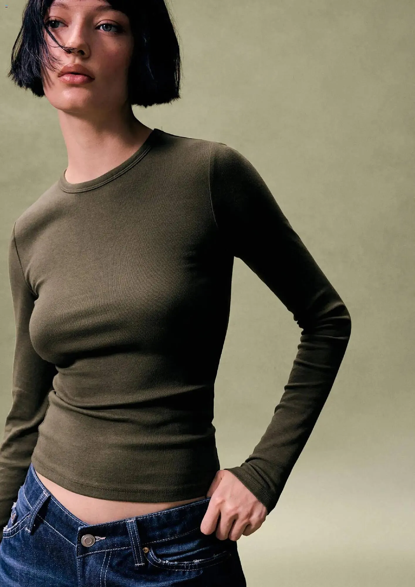 Volantino Bershka da 6 dicembre a 5 gennaio di 2026 - Pagina del volantino 13