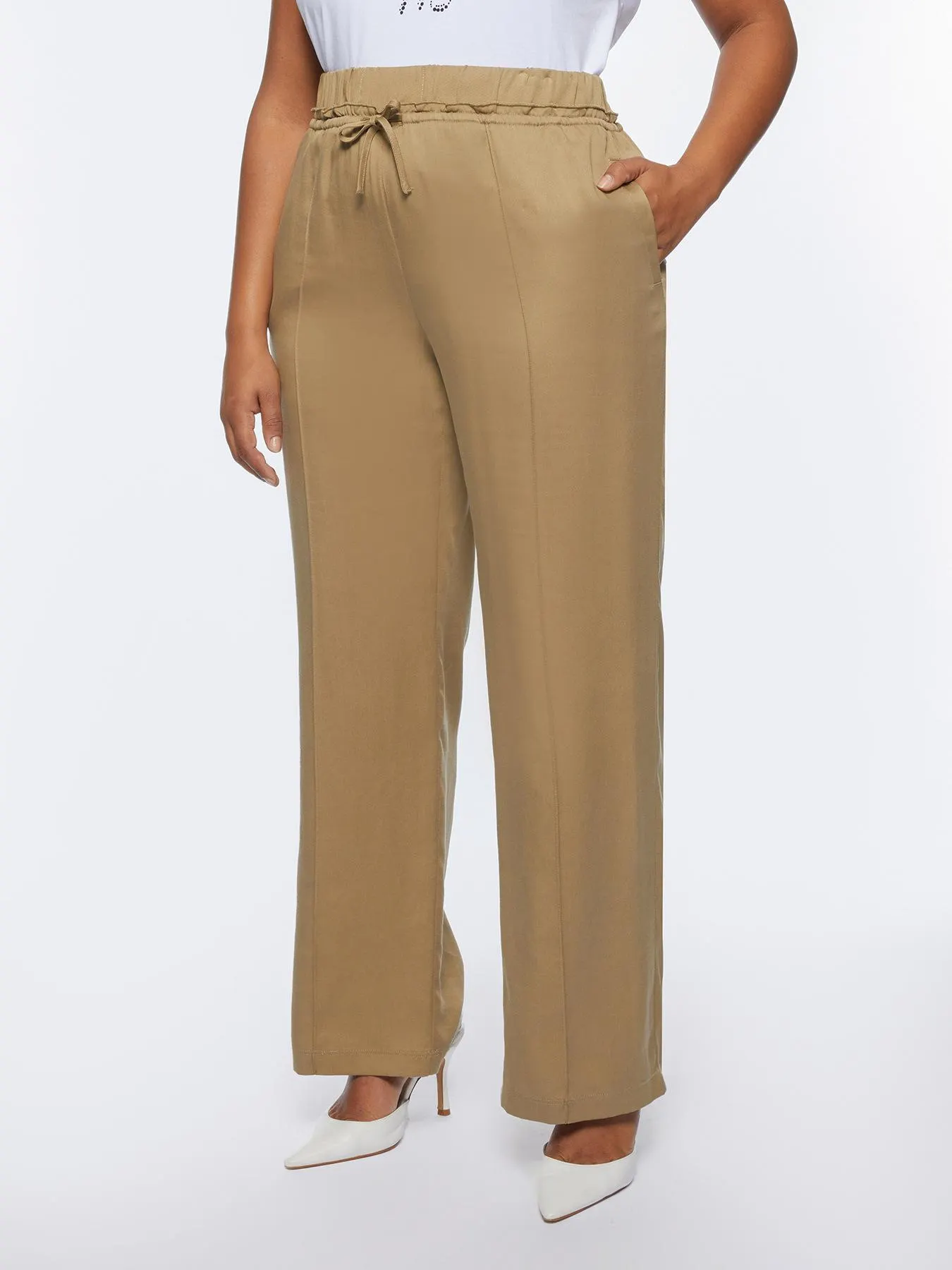 Pantaloni con bordo in vita