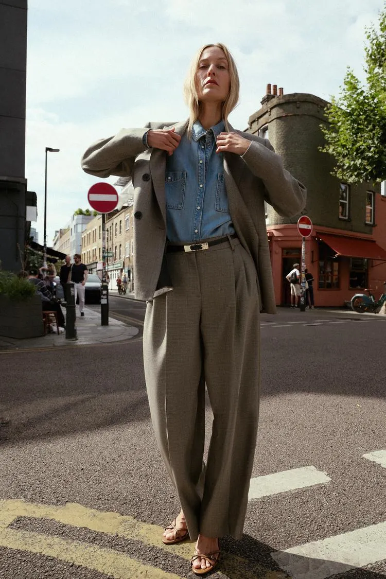 PANTALONI LARGO CON PINCES