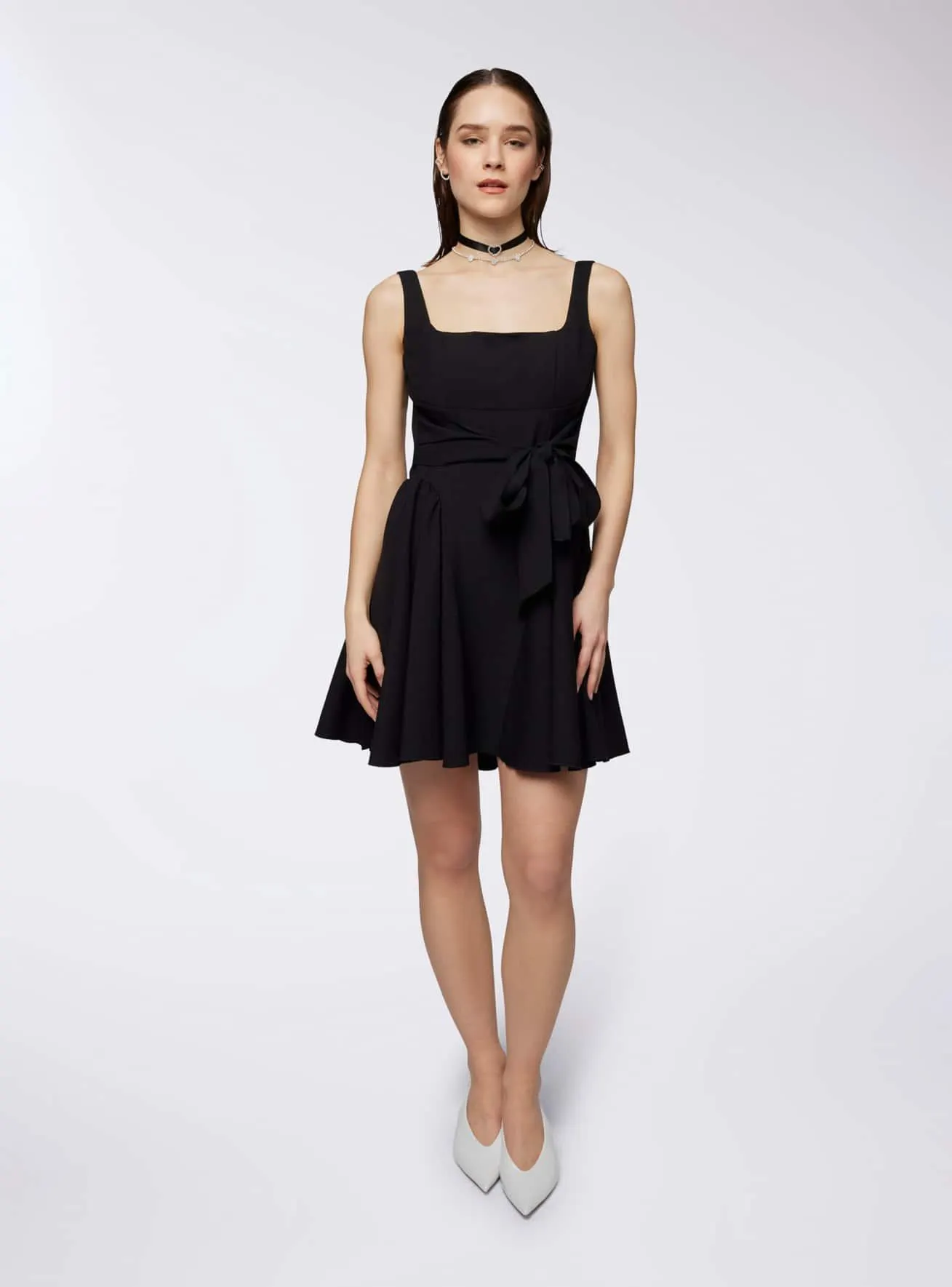 Vestito bambolina con scollo quadrato e fiocco Nero