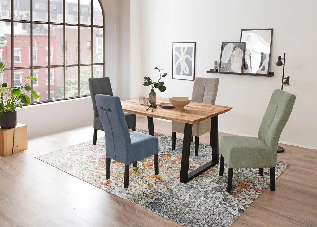 Set tavolo con sedie