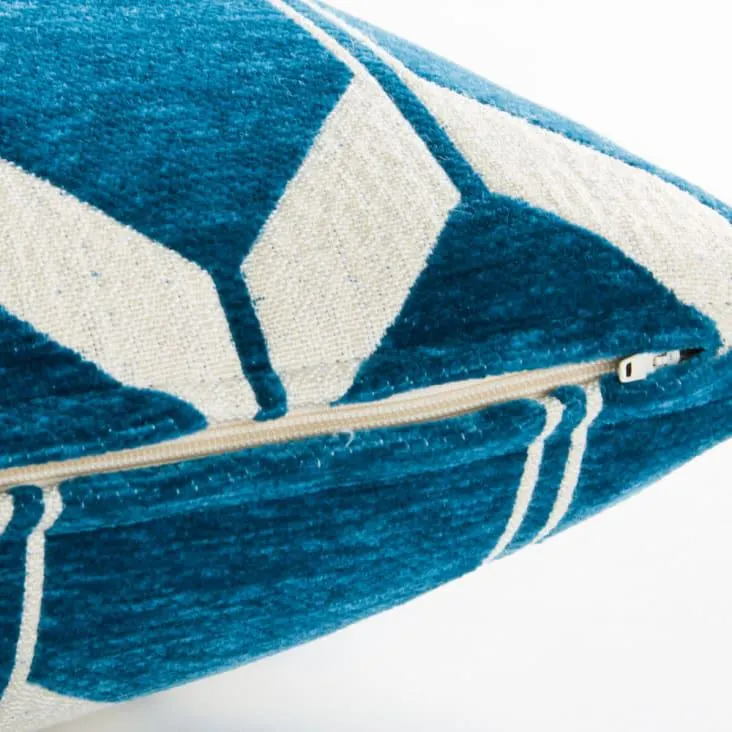 Cuscino in velluto intessuto jacquard con motivi grafici blu anatra 60x60 cm, OEKO-TEX®