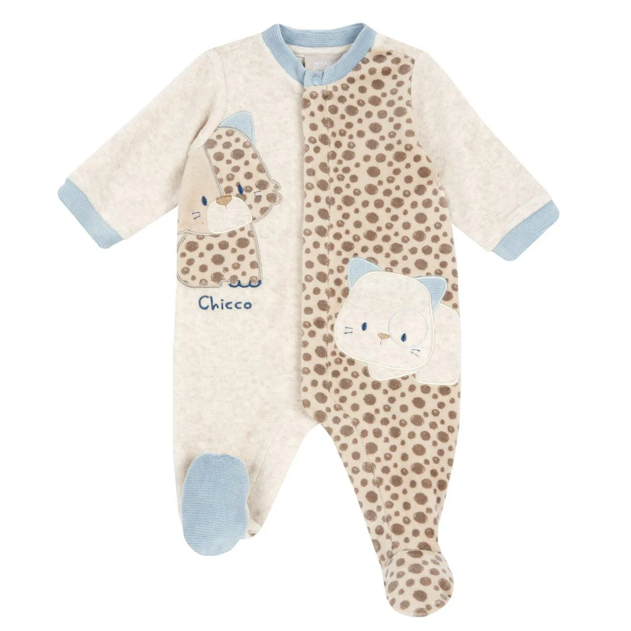 Tutina aperta davanti