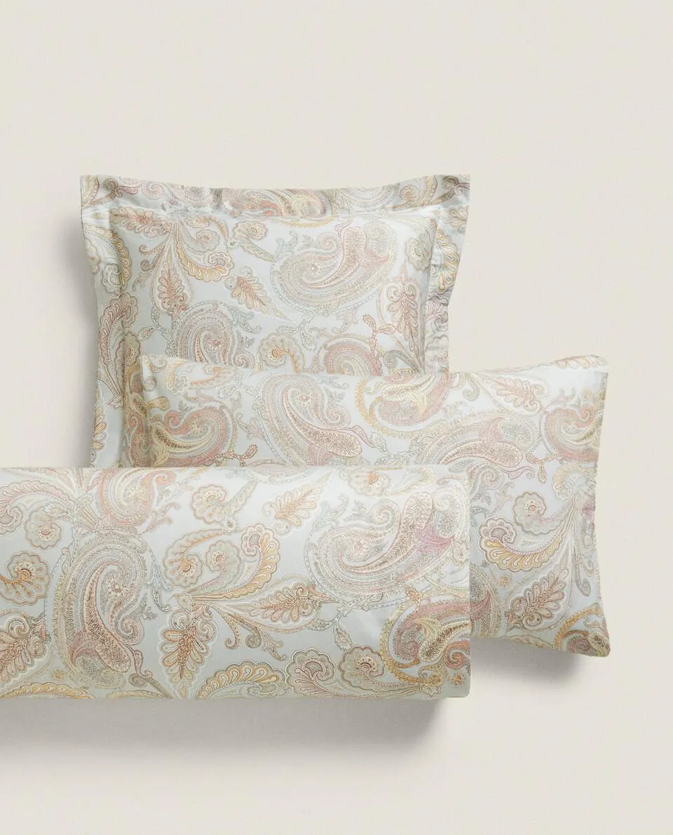 FUNDA DE ALMOHADA ESTAMPADO PAISLEY