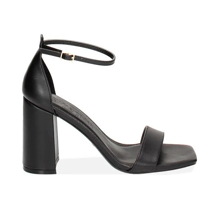 Sandali neri, tacco largo 10 cm