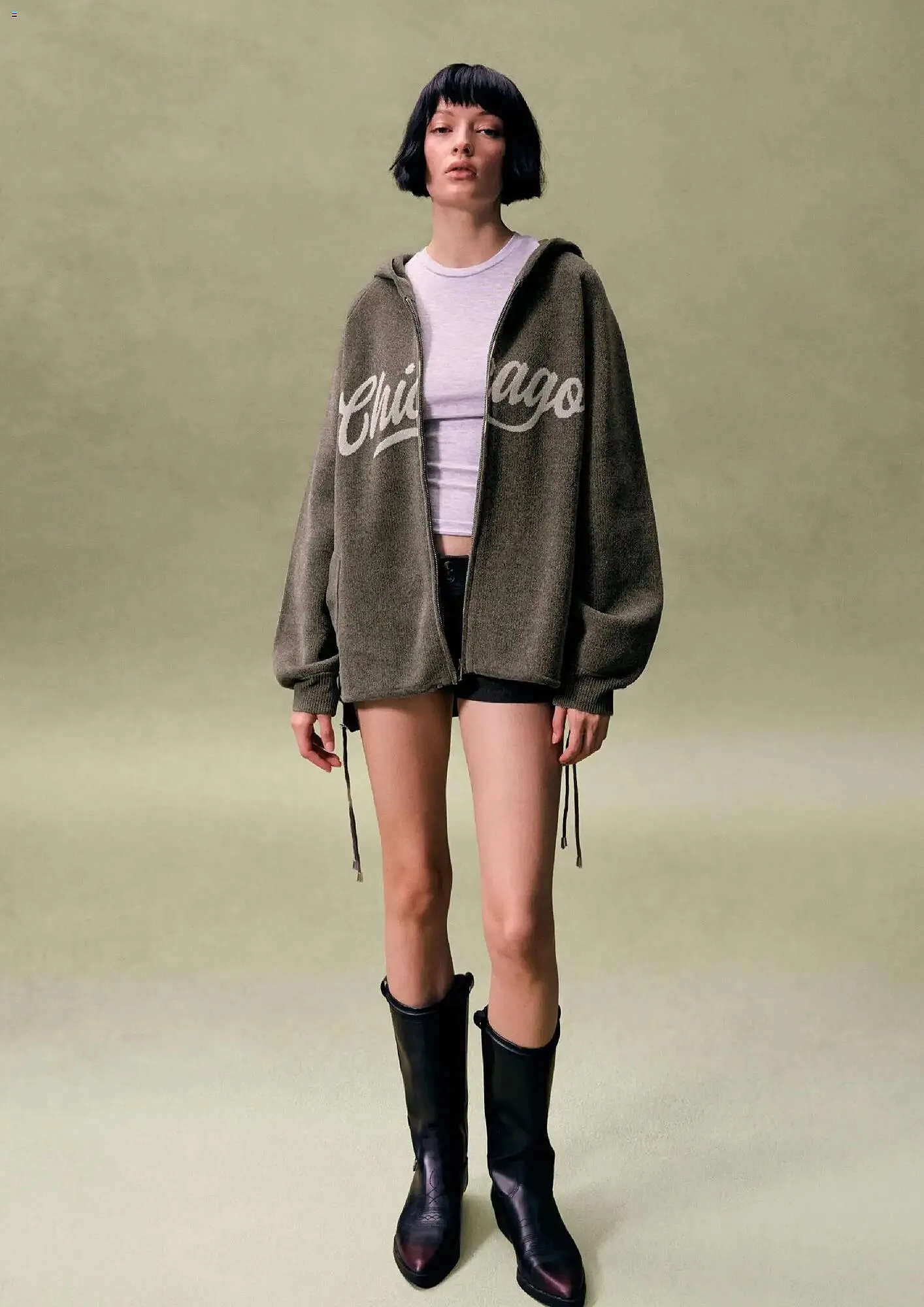 Volantino Bershka da 6 dicembre a 5 gennaio di 2026 - Pagina del volantino 15