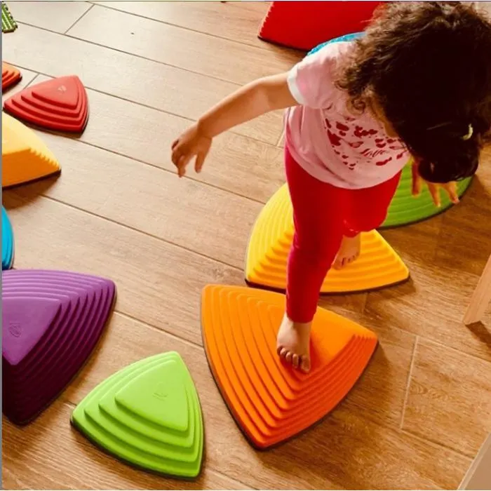 Percorso di equilibrio di pietra in pietra