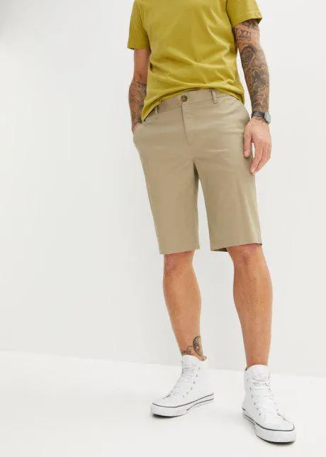 Bermuda chino elasticizzati leggermente lucidi con taglio comfort, regular fit