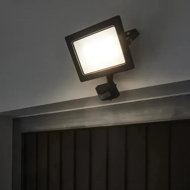 Faro da esterno con sensore di movimento Yonkers in alluminio, antracite, Modulo LED 50W INSPIRE