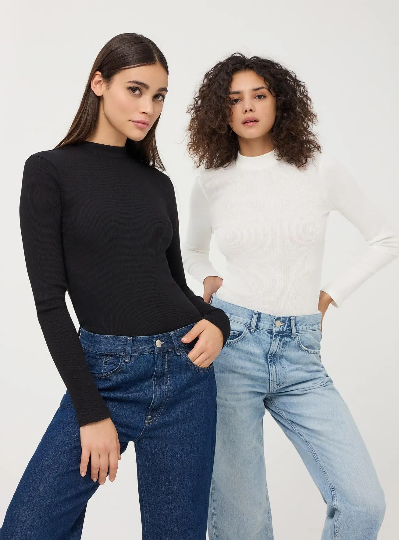 Pack 2 t-shirt lupetto a manica lunga 1x Bianco, 1x Nero