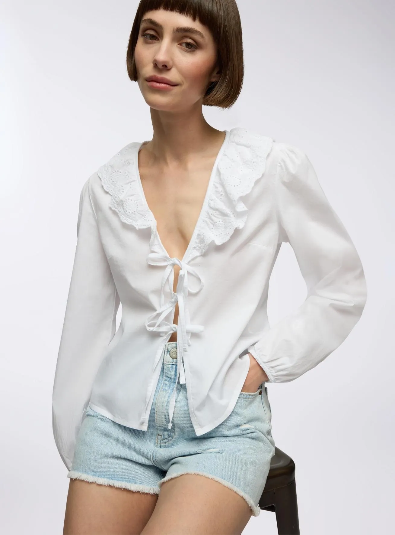 Camicia con volant sangallo Bianco