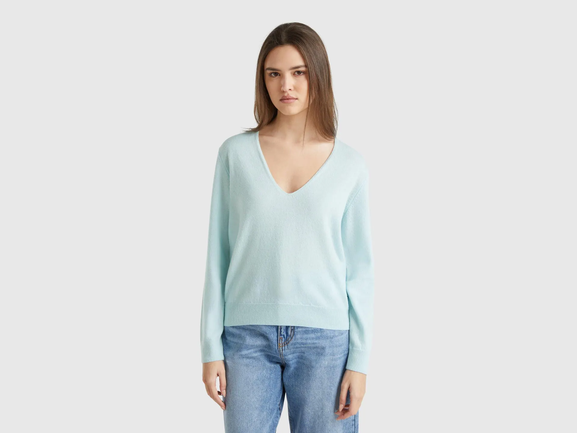 Maglione con scollo a V in pura lana Merino