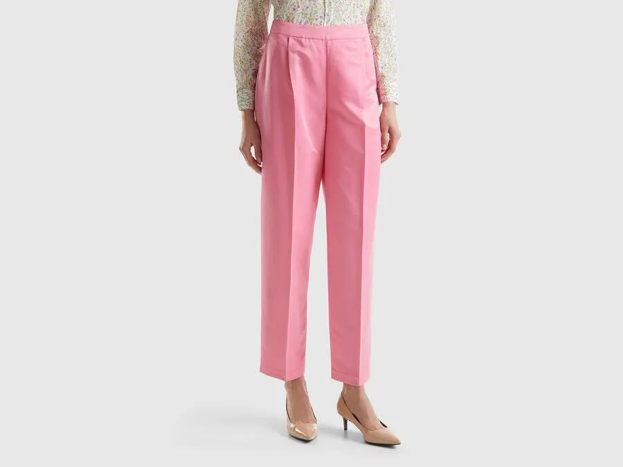 Pantaloni effetto satin