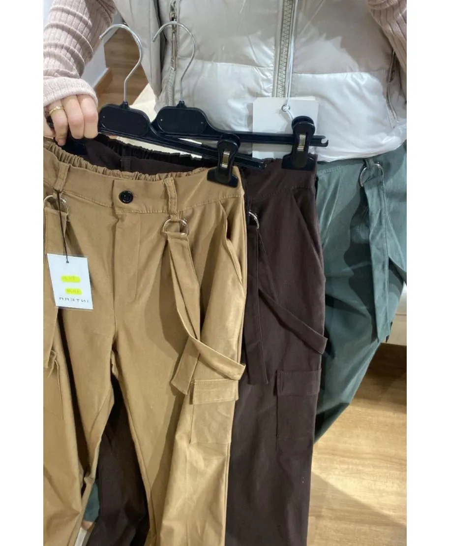 Pantaloni cargo