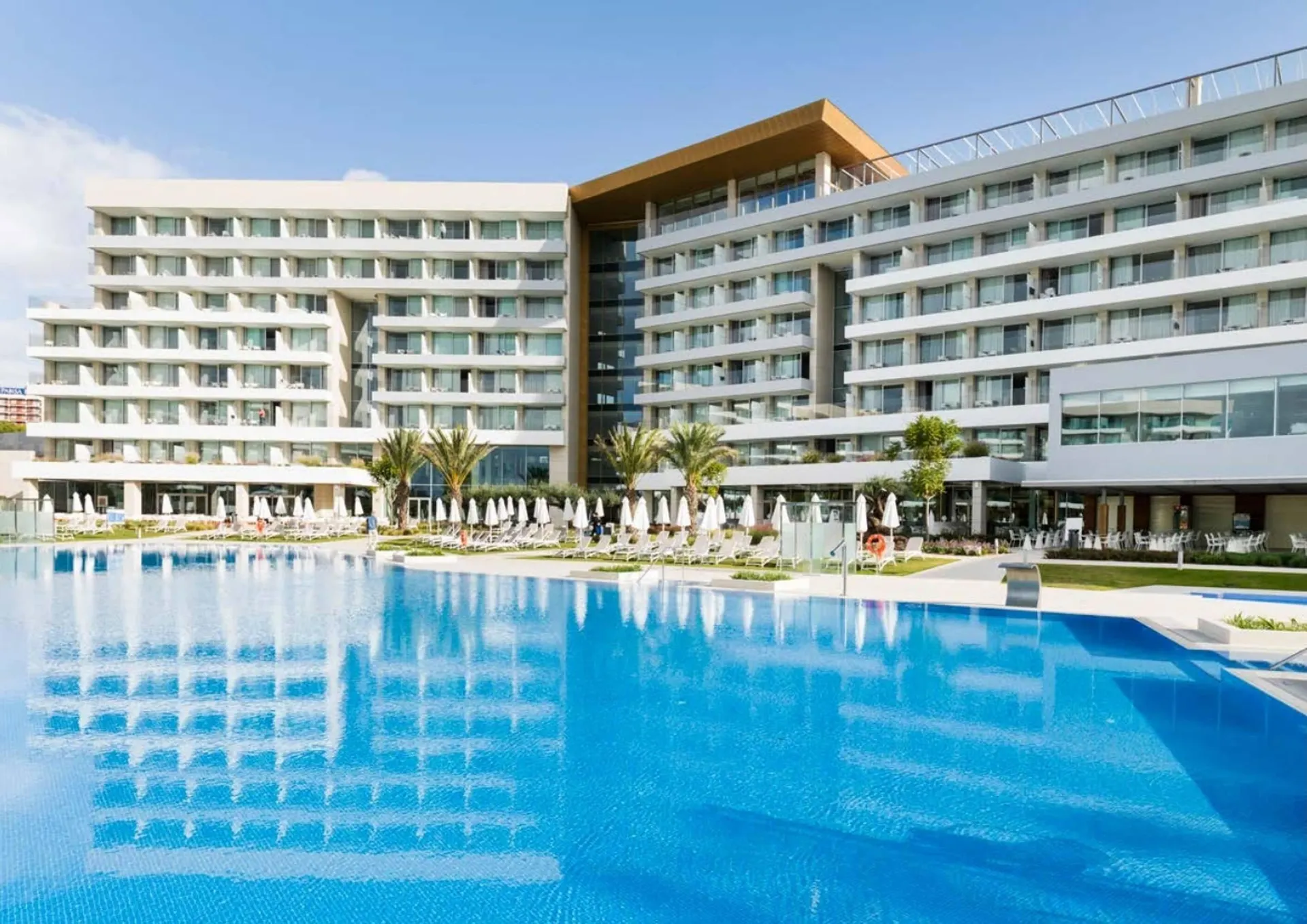 Volantino Porcelanosa da 9 aprile a 28 dicembre di 2024 - Pagina del volantino 74