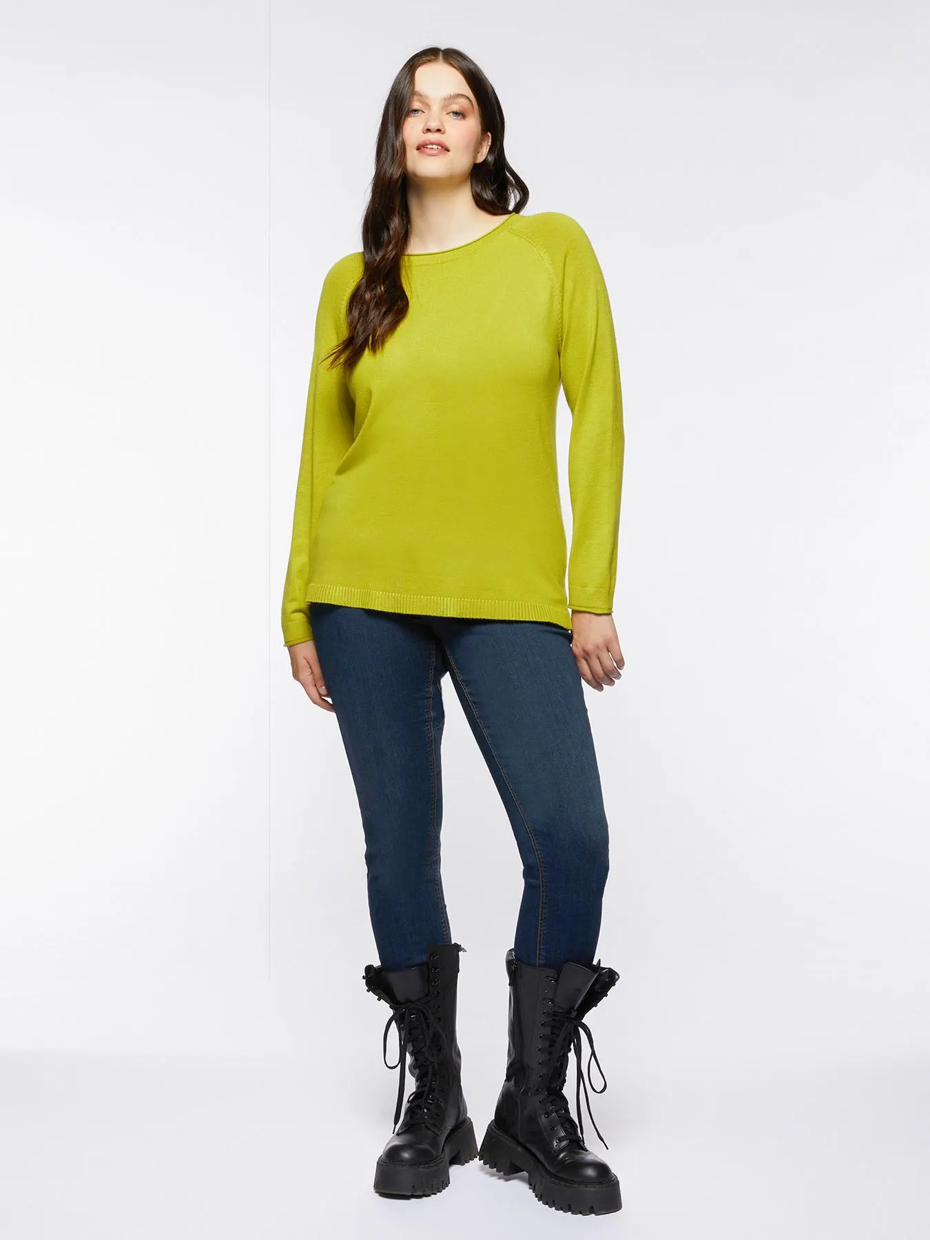 Maglia con scollo a barchetta