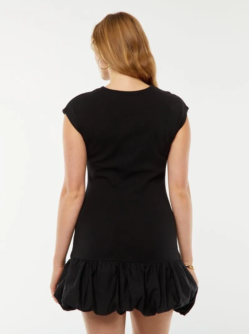 Vestito corto con volant senza maniche - nero