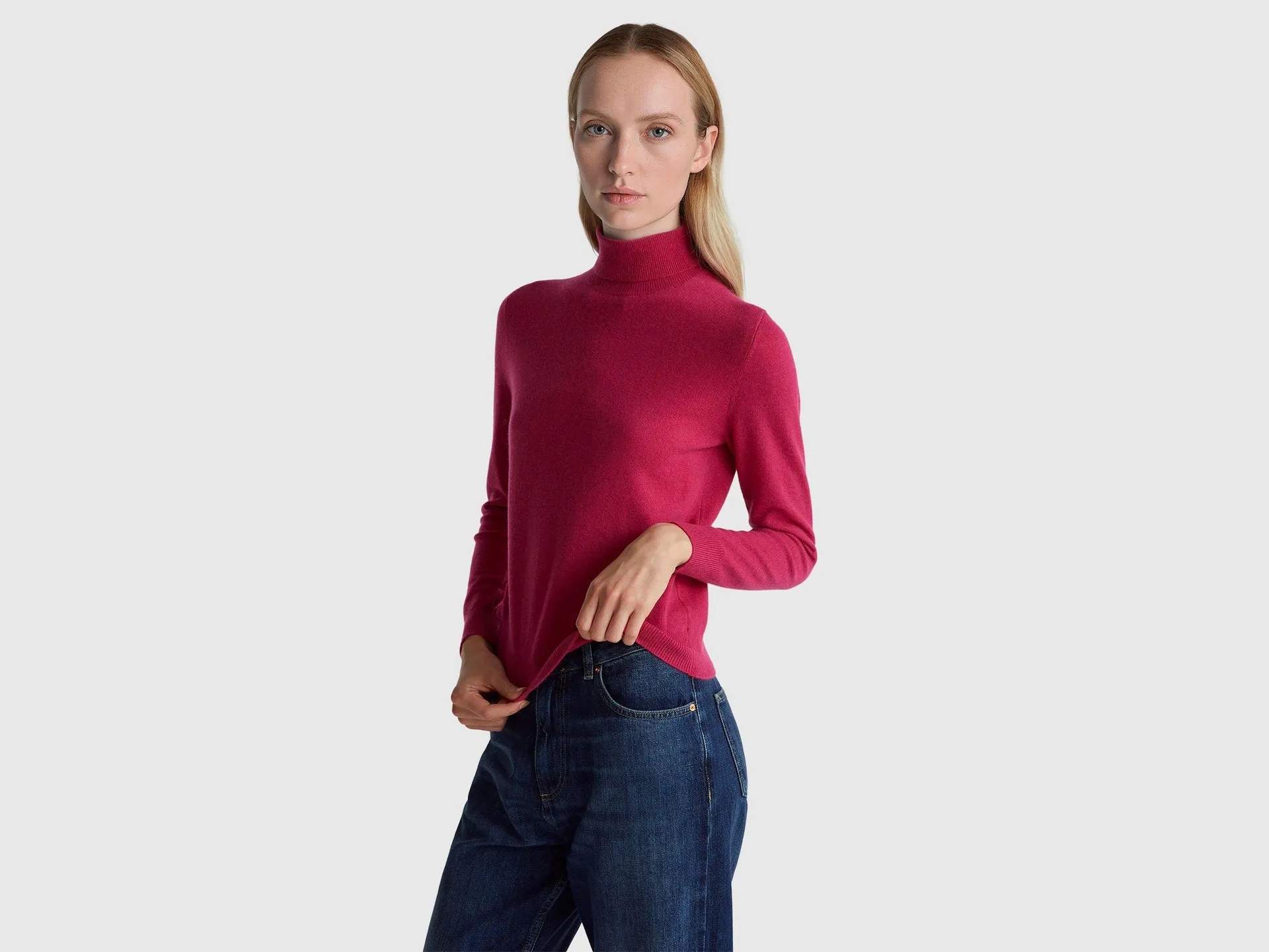 Maglione dolcevita fucsia in pura lana Merino