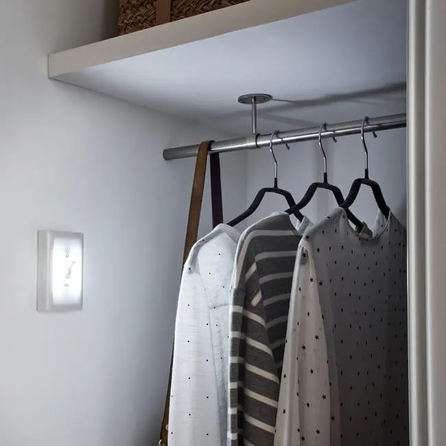 Luce a batteria tilpa led interruttore