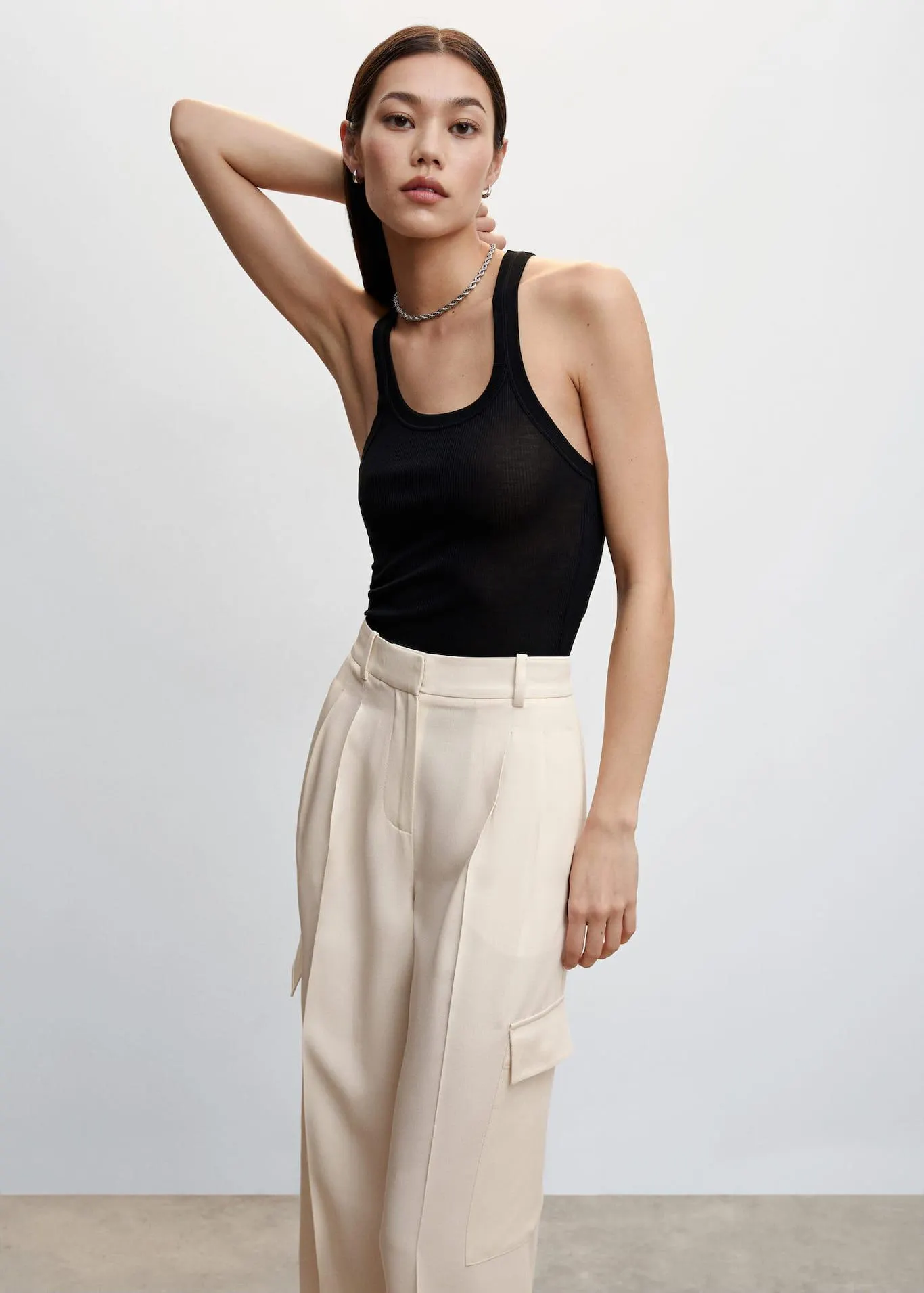 Pantaloni wideleg stile cargo