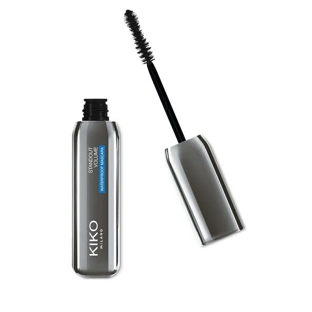 Mascara effetto volume ricco, resistente all'acqua