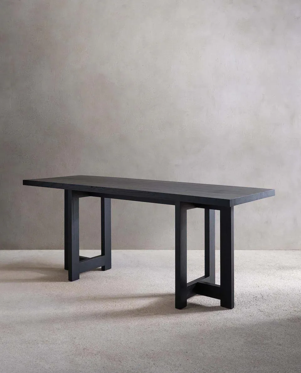 BY VINCENT VAN DUYSEN