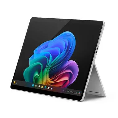 Microsoft Surface Pro - Copilot+ PC - 13'' touchscreen - Snapdragon X Plus - 16GB RAM - 256GB SSD - Device only - Platinum