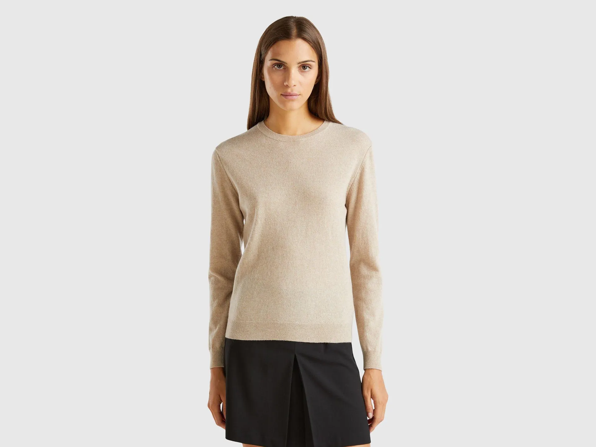 Maglia girocollo beige in pura lana Merino