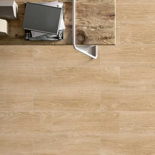 Piastrella da pavimento e rivestimento interno in gres porcellanato 20 x 60.4 cm non rettificato smaltato rovere opaco Bali R9 traffico intenso (pei 4/5) Sp. 7.4 mm 1.33 mq