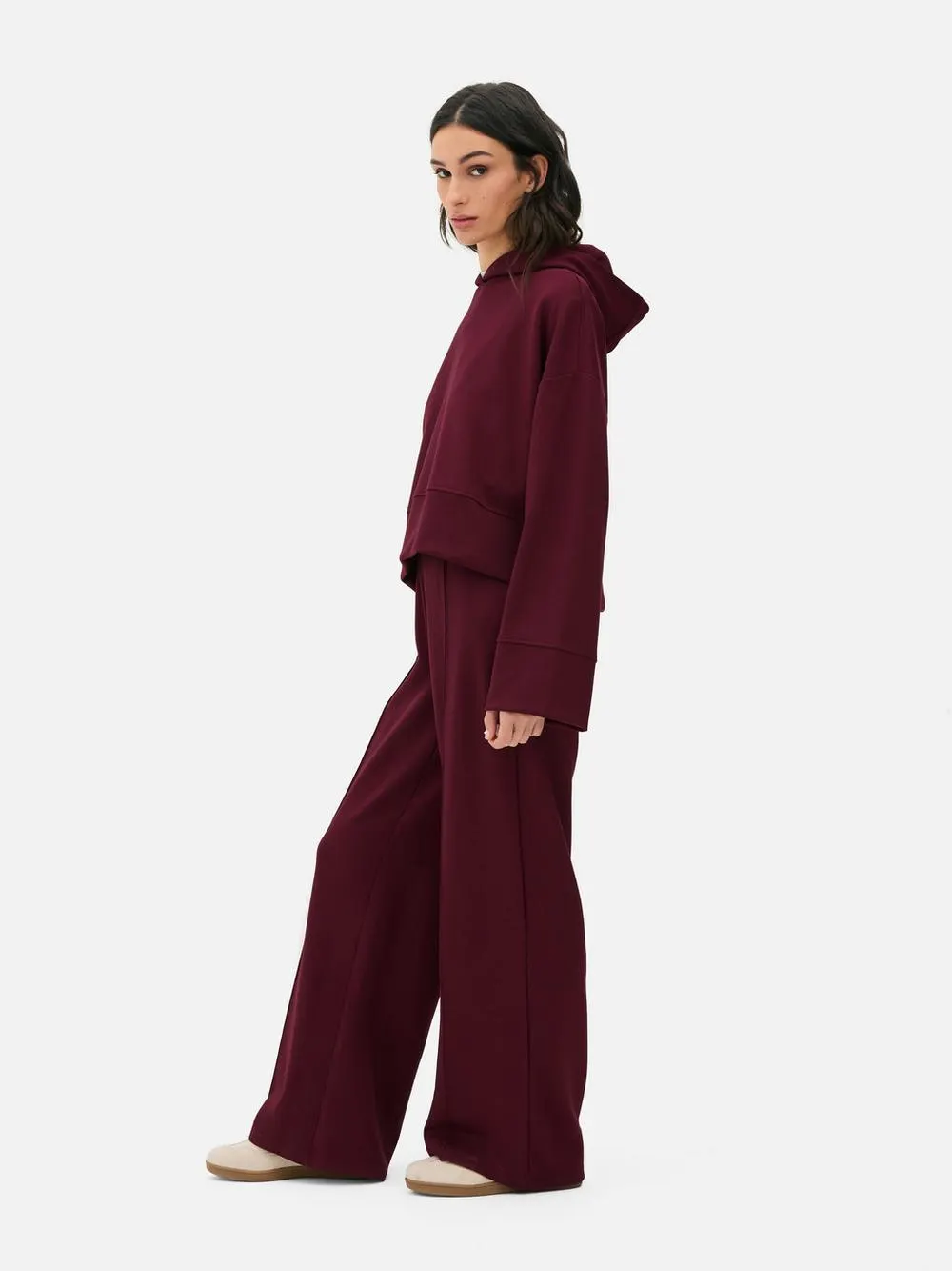 Pantaloni da tuta a gamba larga con nervatura