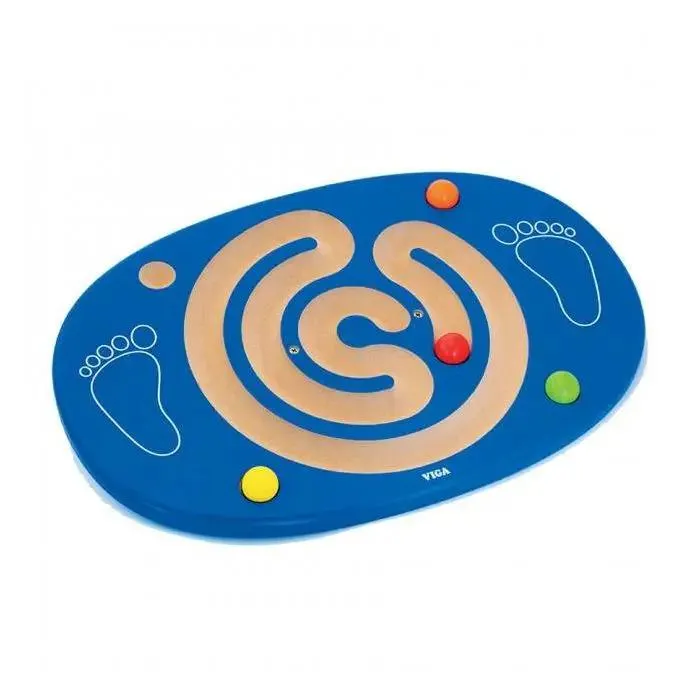 Bilico in legno con percorso