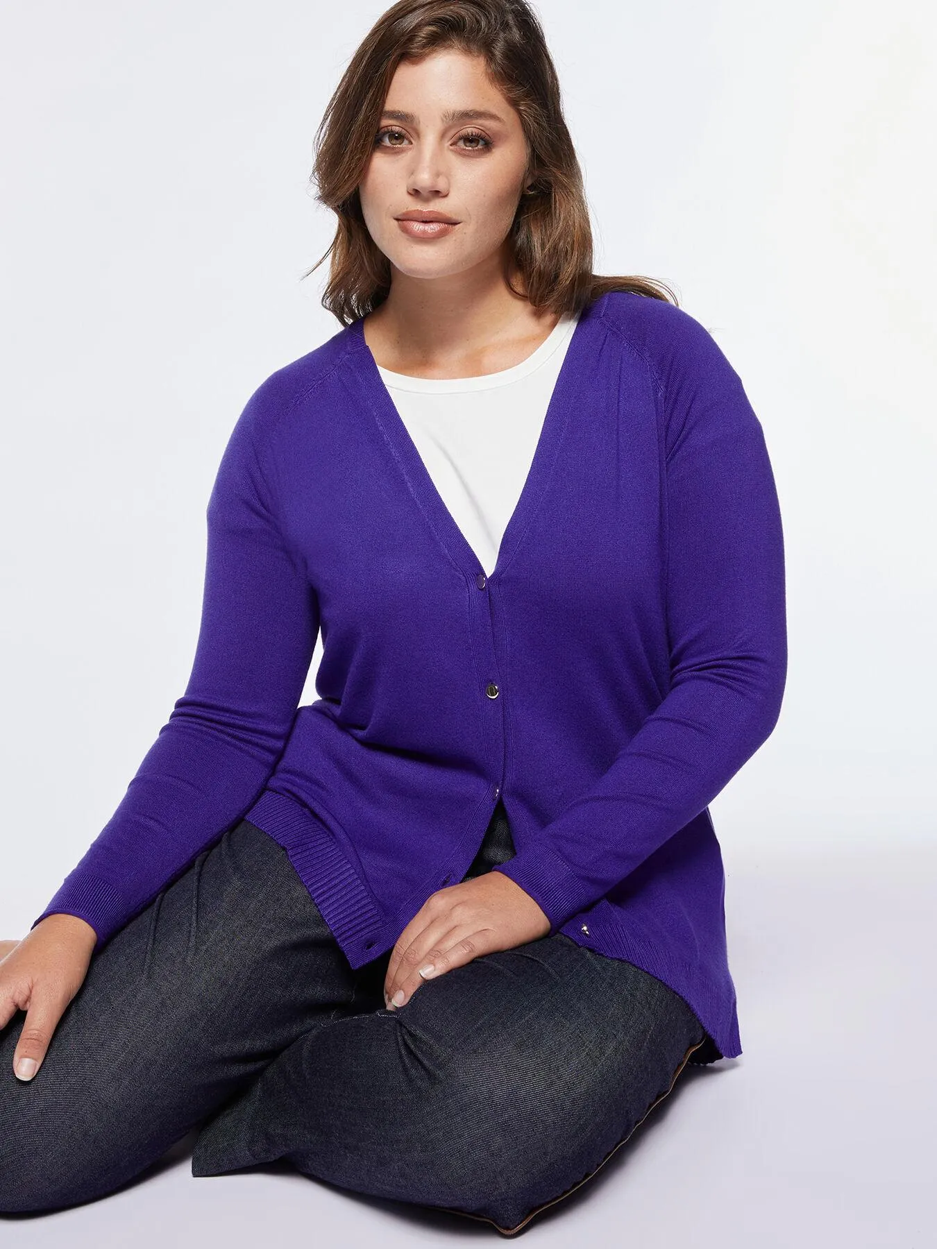 Cardigan corto con bottoni