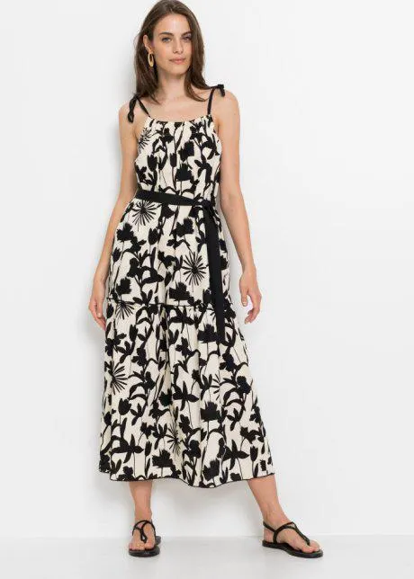 Abito con cintura da annodare