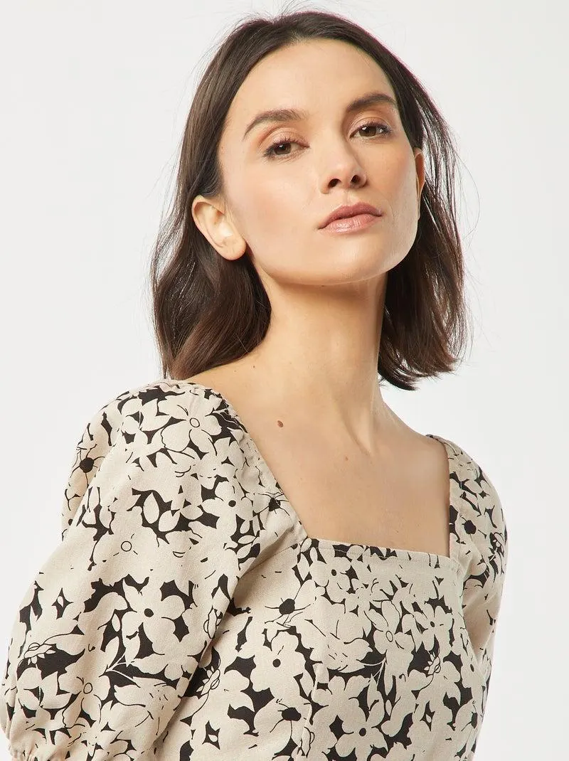 Vestito corto svasato con allacciatura con fiocco dietro - BEIGE